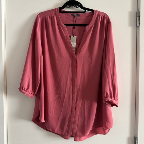 New NYDJ Pintuck Blouse Pink Button Front Back Pleated 3/4 Sleeve Sz 0X - Picture 1 of 7